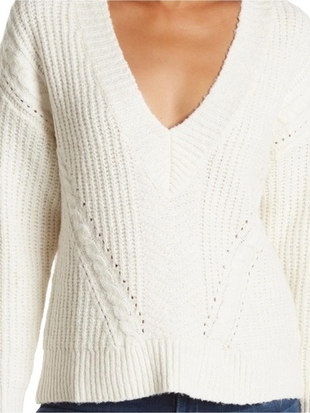 UGG Cream Alva Deep V-Neck Sweater, XL, EXCELLENT CONDITION